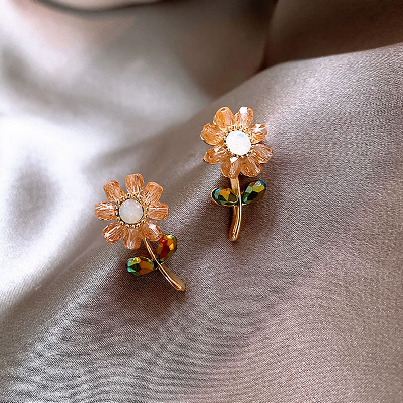 Flower earrings 925 silver earrings Material: Alloy Style: simple Style: Flowers Processing technology: diamond