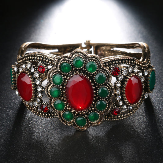 The Timeless Charm of Turkish Style Bracelets: Traditional Motifs in Modern Jewelry